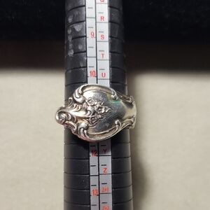 Elegant Silver Ring Size 11